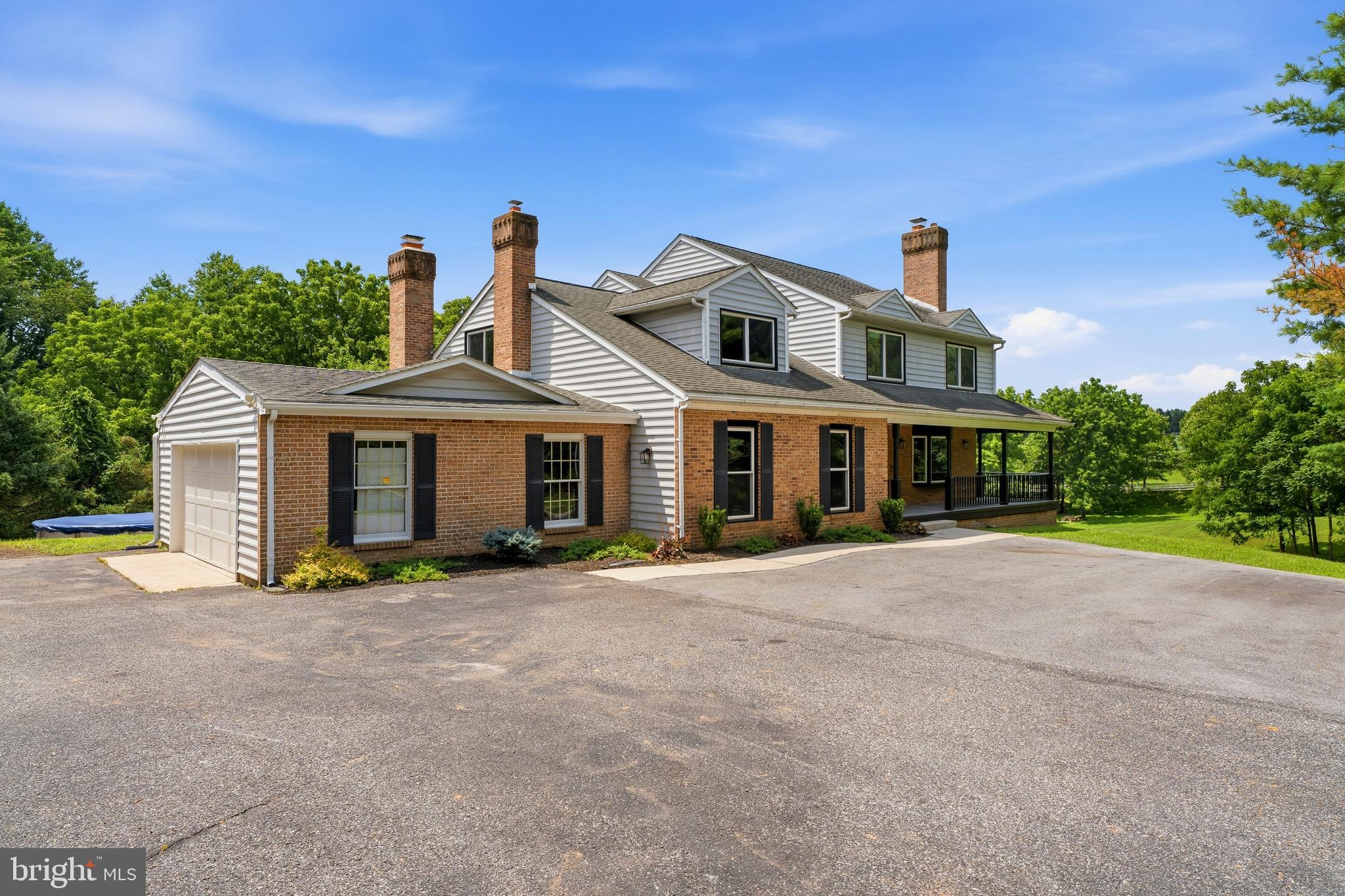 12424 FALLS ROAD