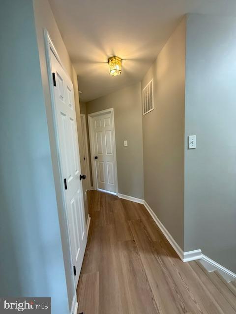 COUNTY GREEN - Residential Lease