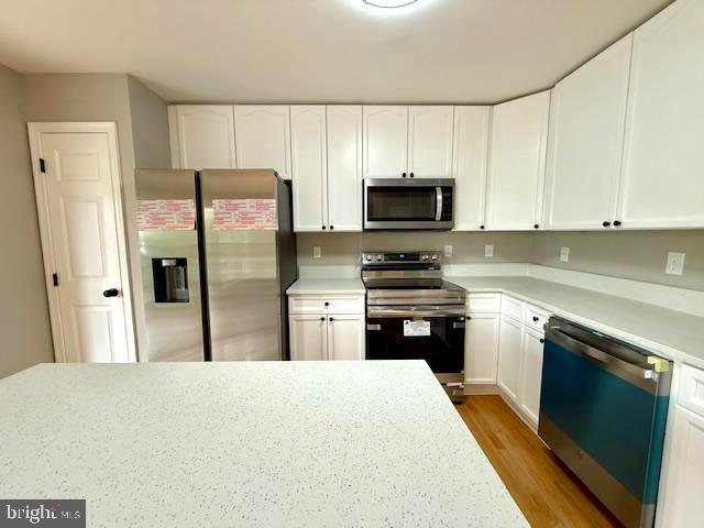 COUNTY GREEN - Residential Lease