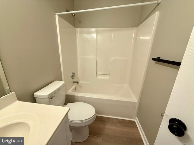 COUNTY GREEN - Residential Lease