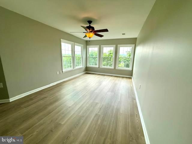 COUNTY GREEN - Residential Lease