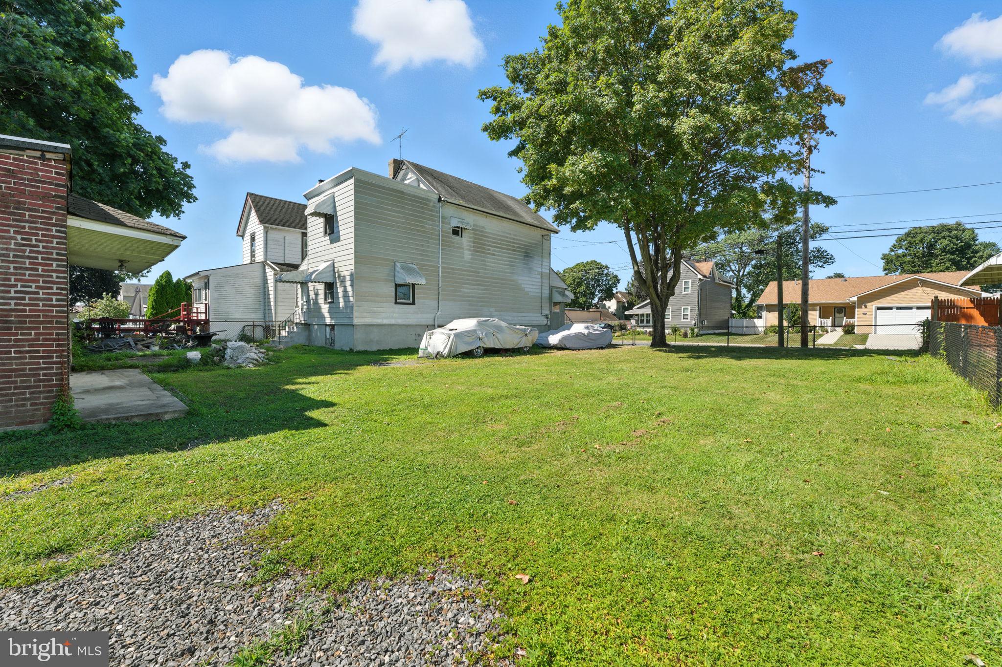 EDDINGTON GDNS - Residential