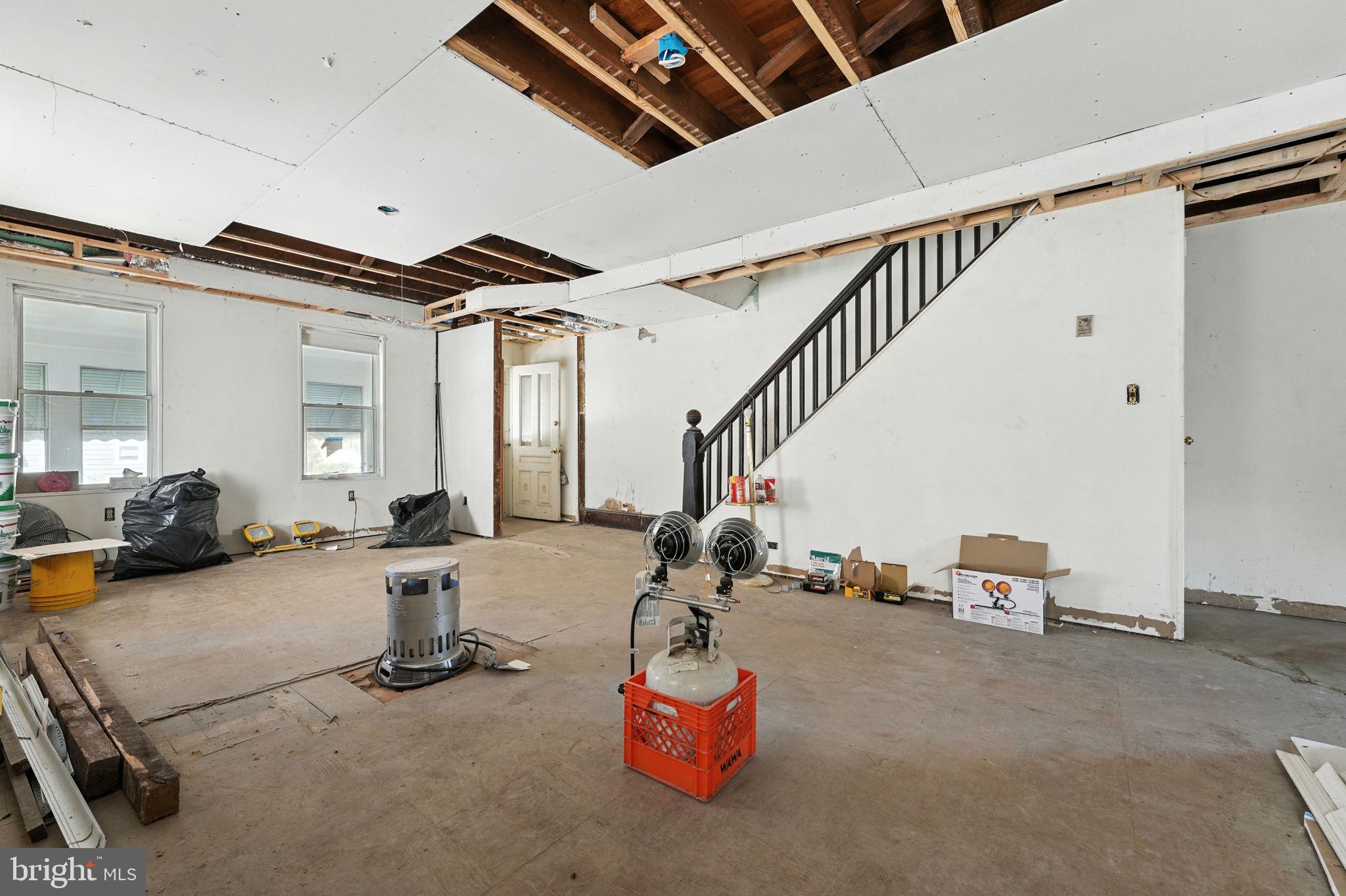 EDDINGTON GDNS - Residential