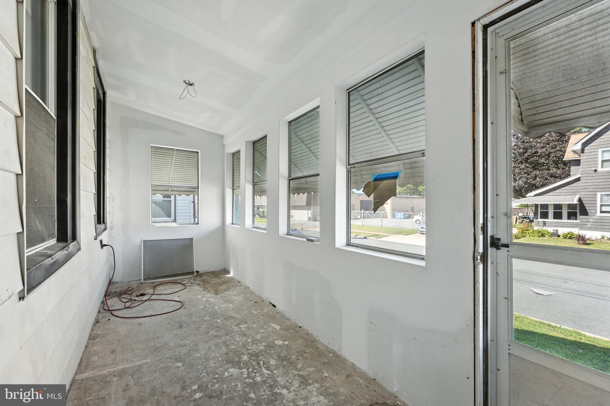 EDDINGTON GDNS - Residential