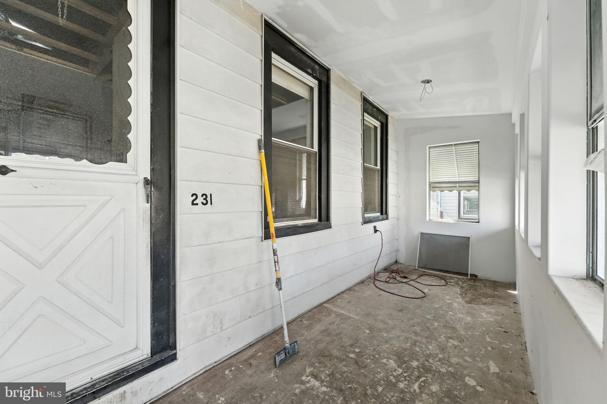 EDDINGTON GDNS - Residential