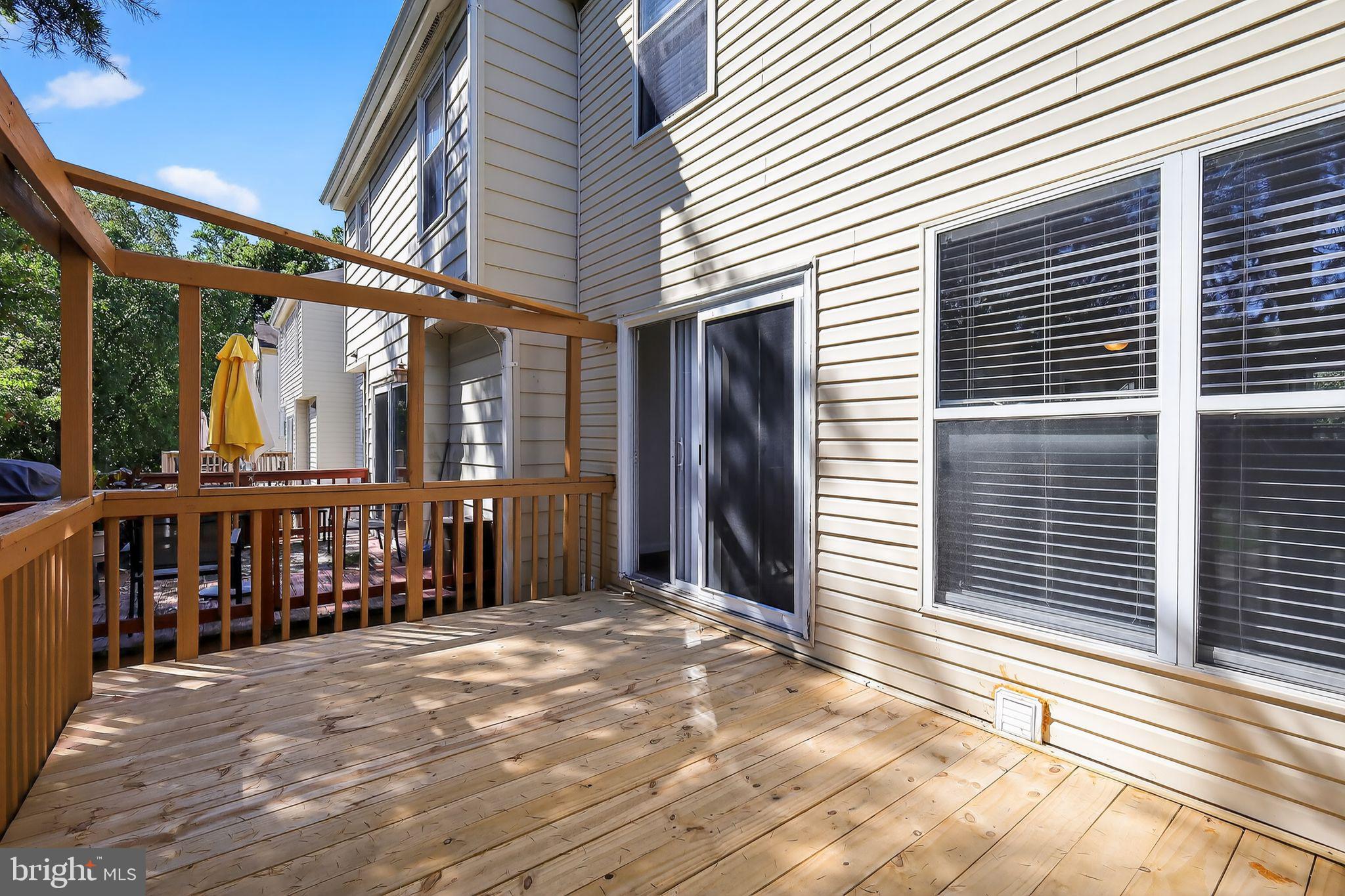 PRINCETON SQUARE - Residential