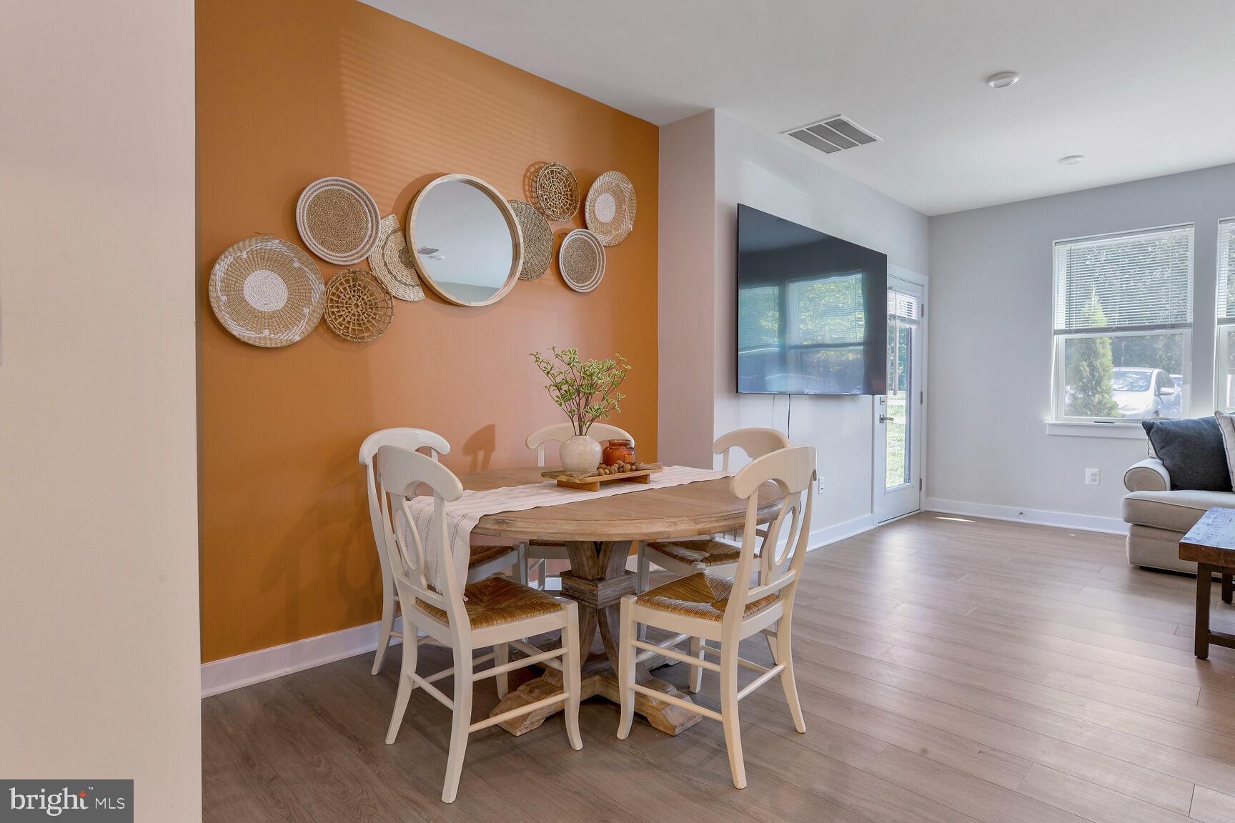 TURF VALLEY - Residential