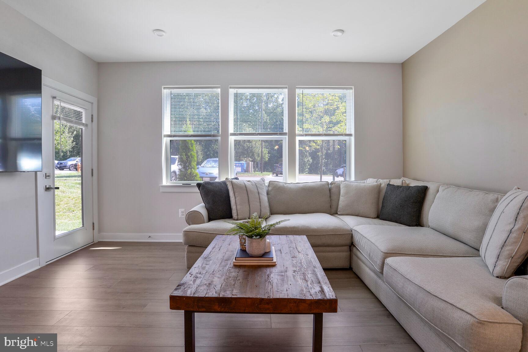 TURF VALLEY - Residential