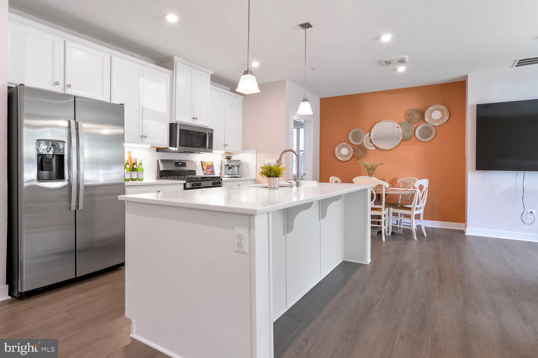 TURF VALLEY - Residential