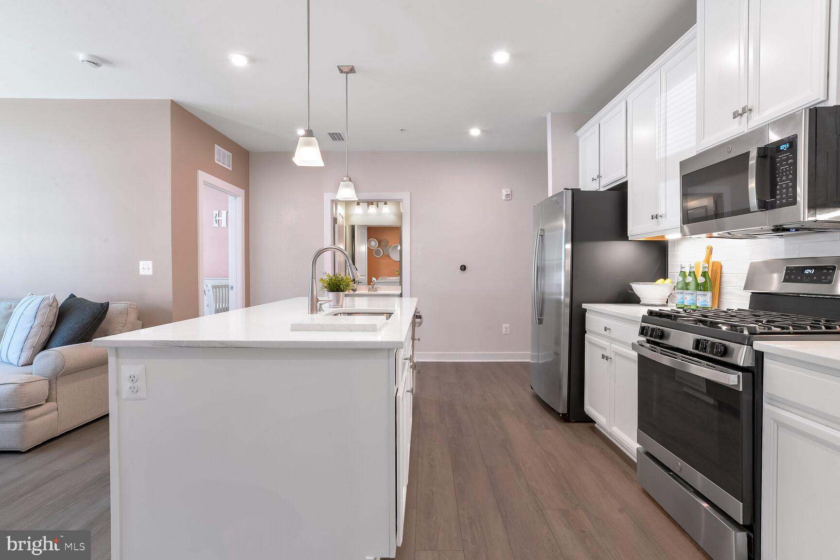 TURF VALLEY - Residential