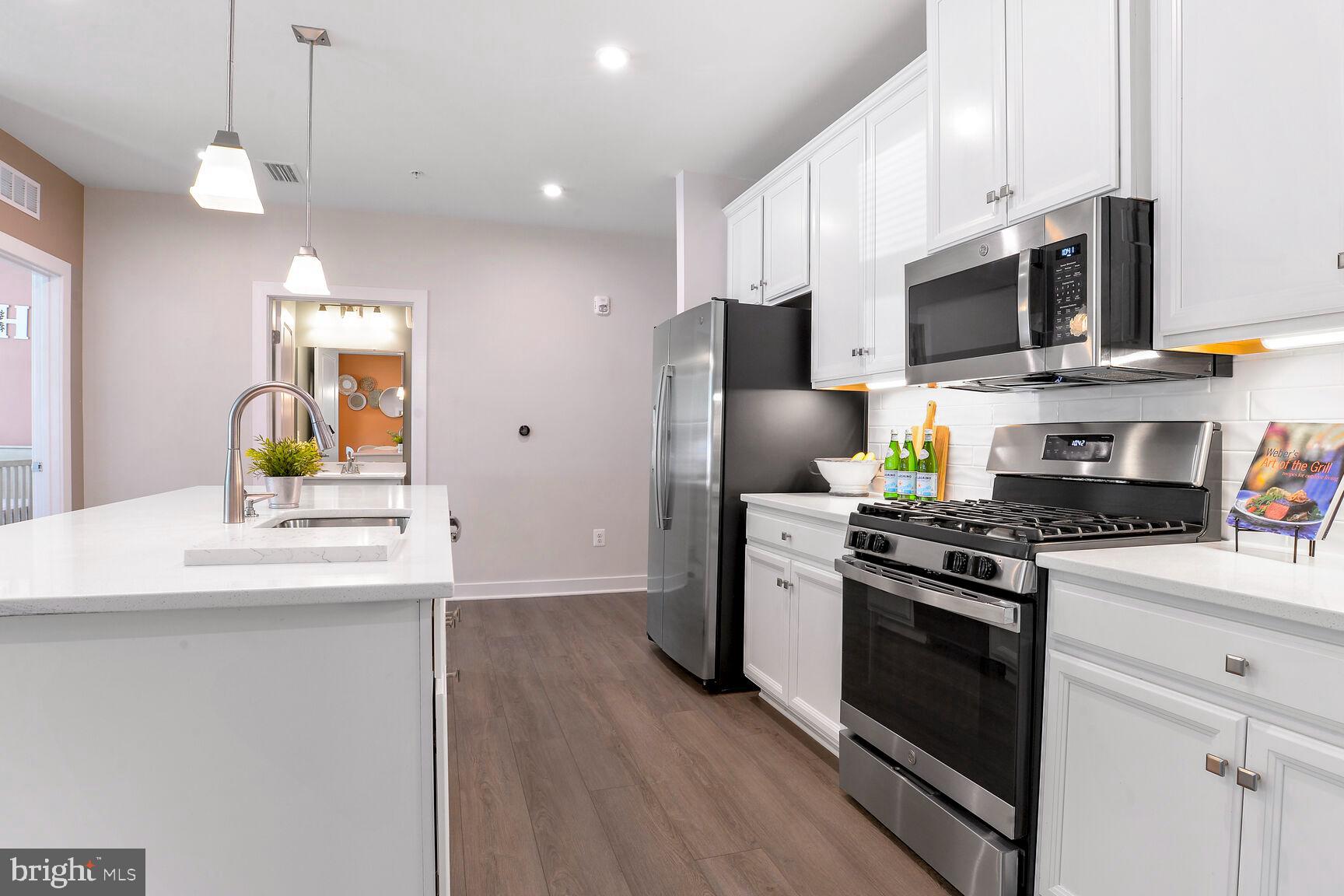 TURF VALLEY - Residential