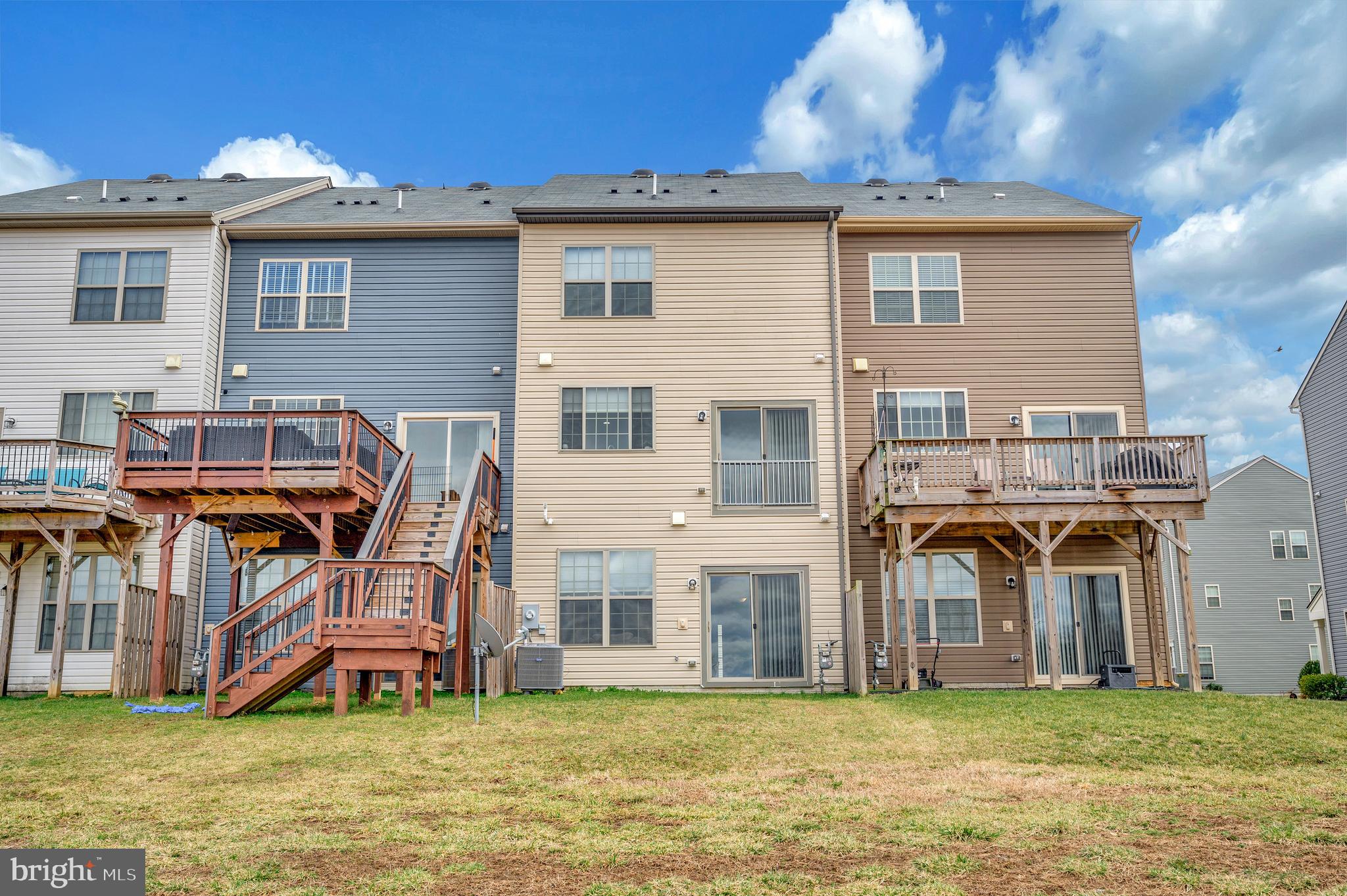 NEW POST ON THE RAPPAHANNOCK - Residential