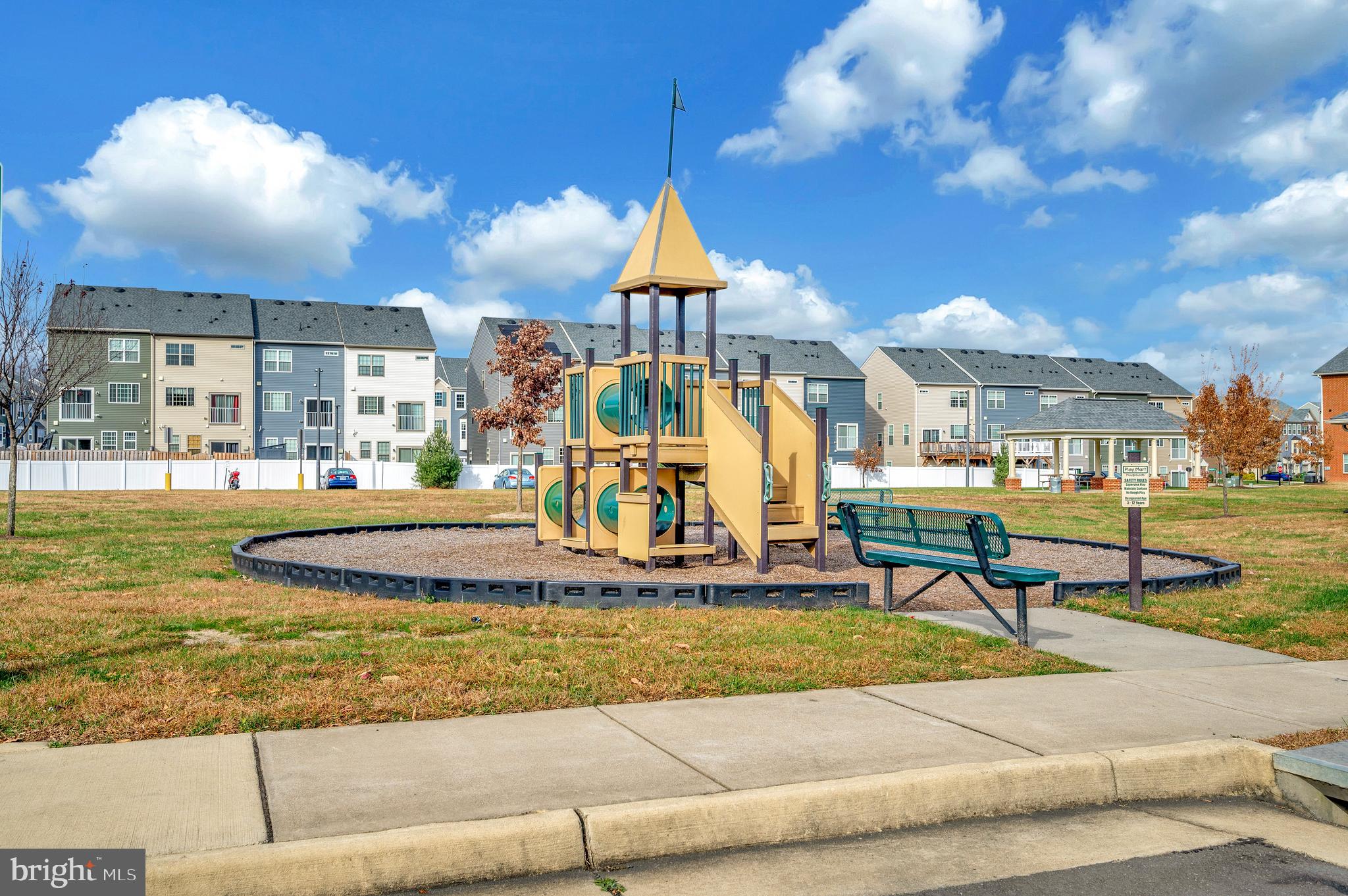 NEW POST ON THE RAPPAHANNOCK - Residential