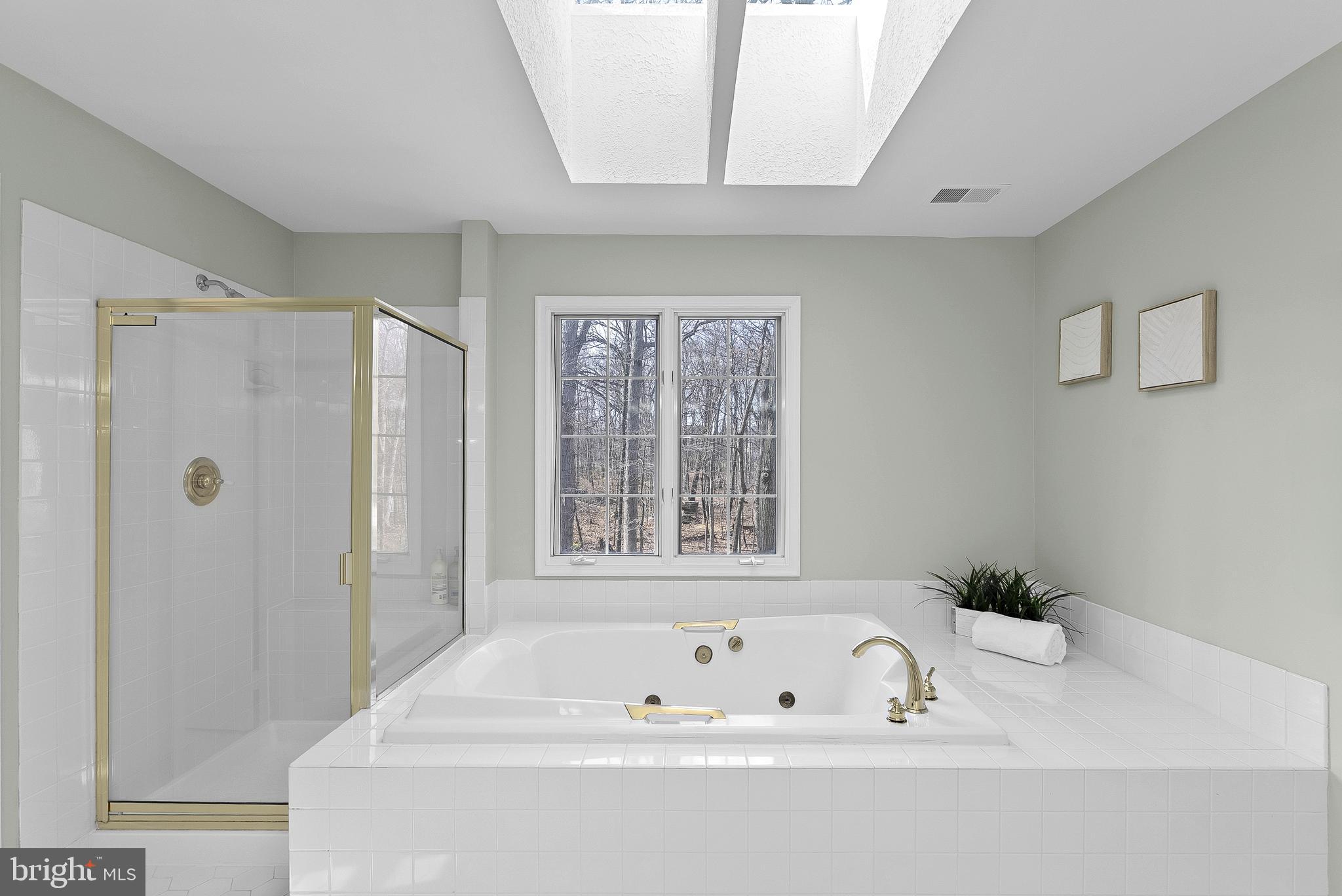 CAMPBELLS LANDING - Residential