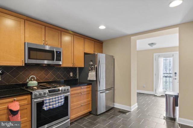 PATTERSON PARK - Residential Lease