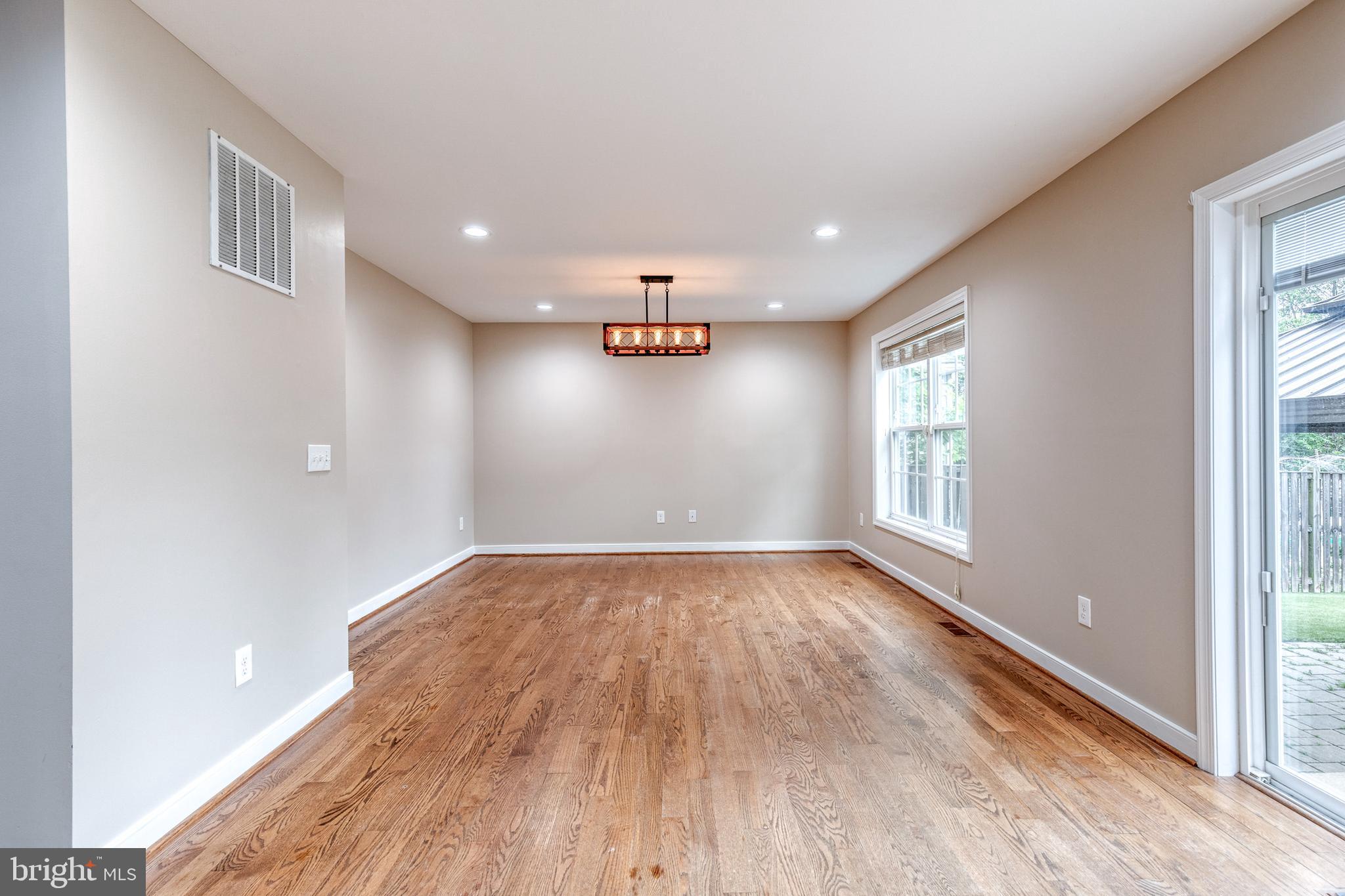 LINTHICUM HEIGHTS - Residential