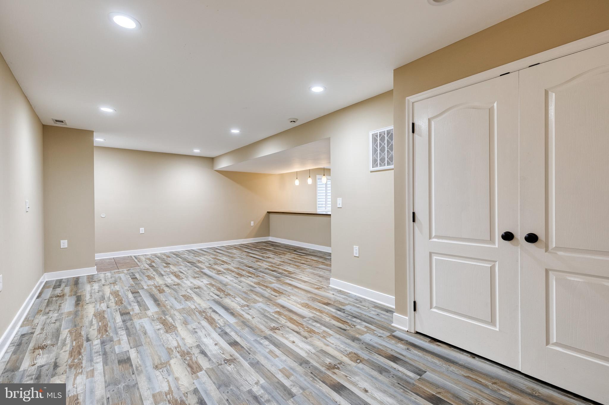 LINTHICUM HEIGHTS - Residential