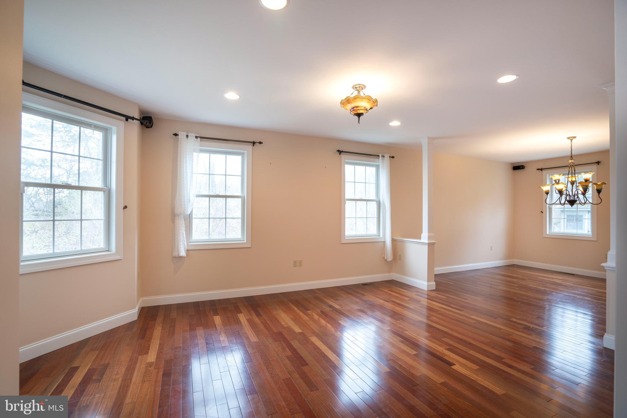 THISTLEWOOD - Residential