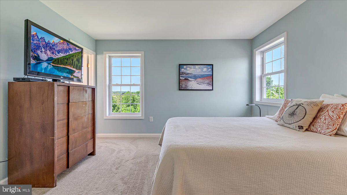 VALLEY VIEW - Residential