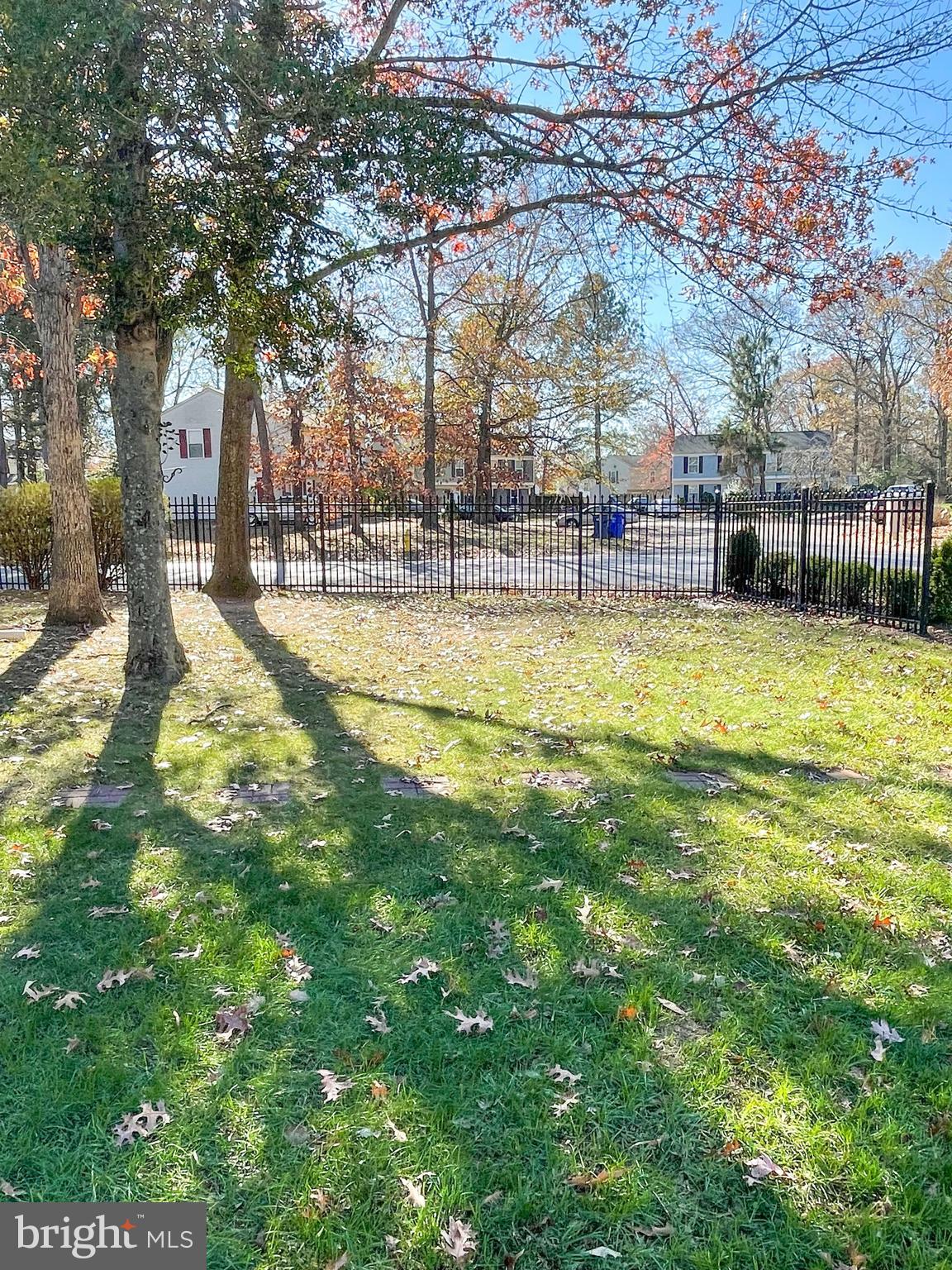 SOMERSET - Residential Lease