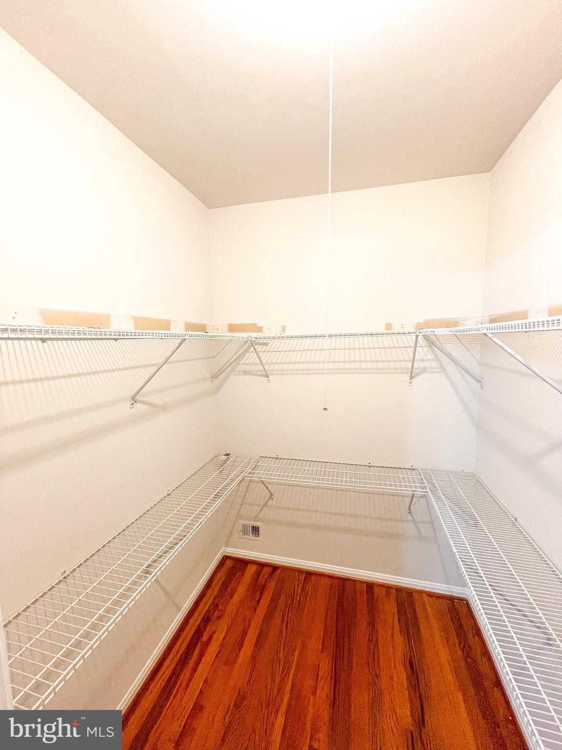 SOMERSET - Residential Lease