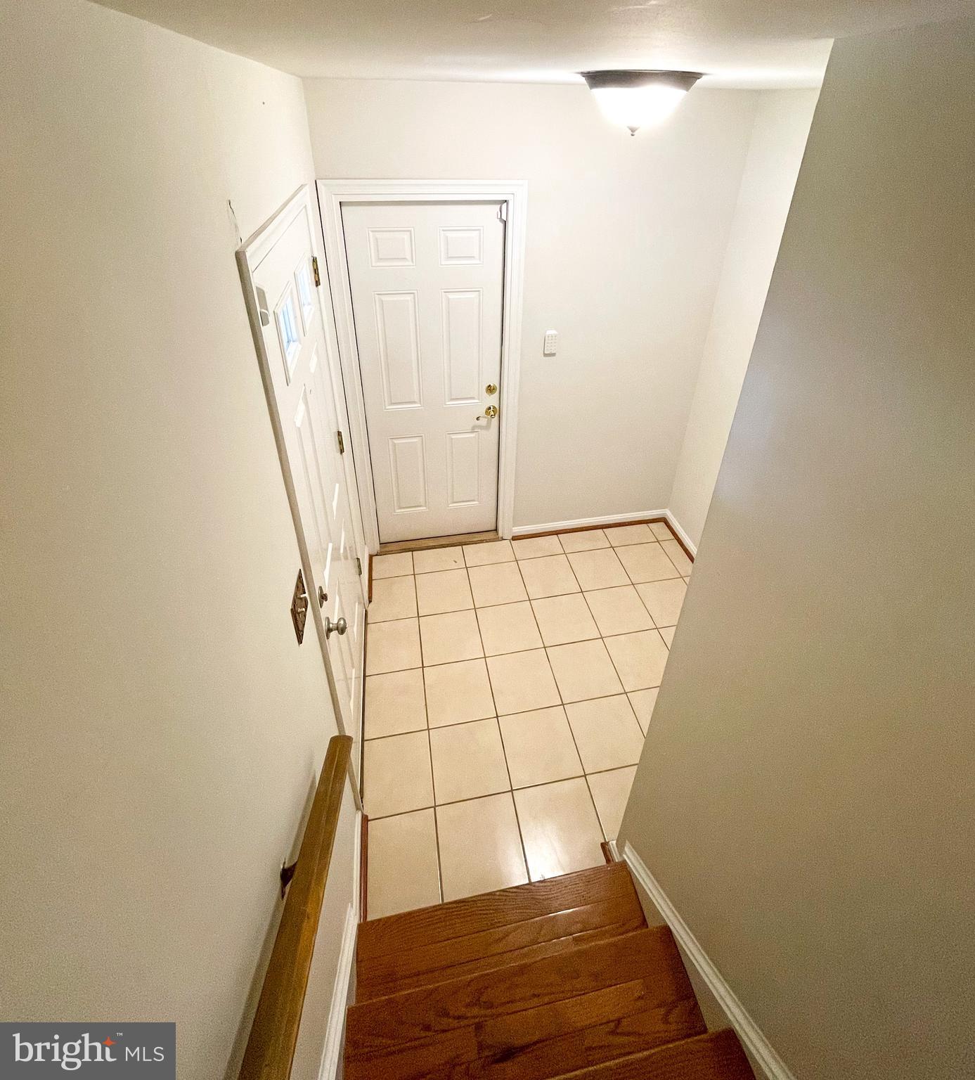 SOMERSET - Residential Lease