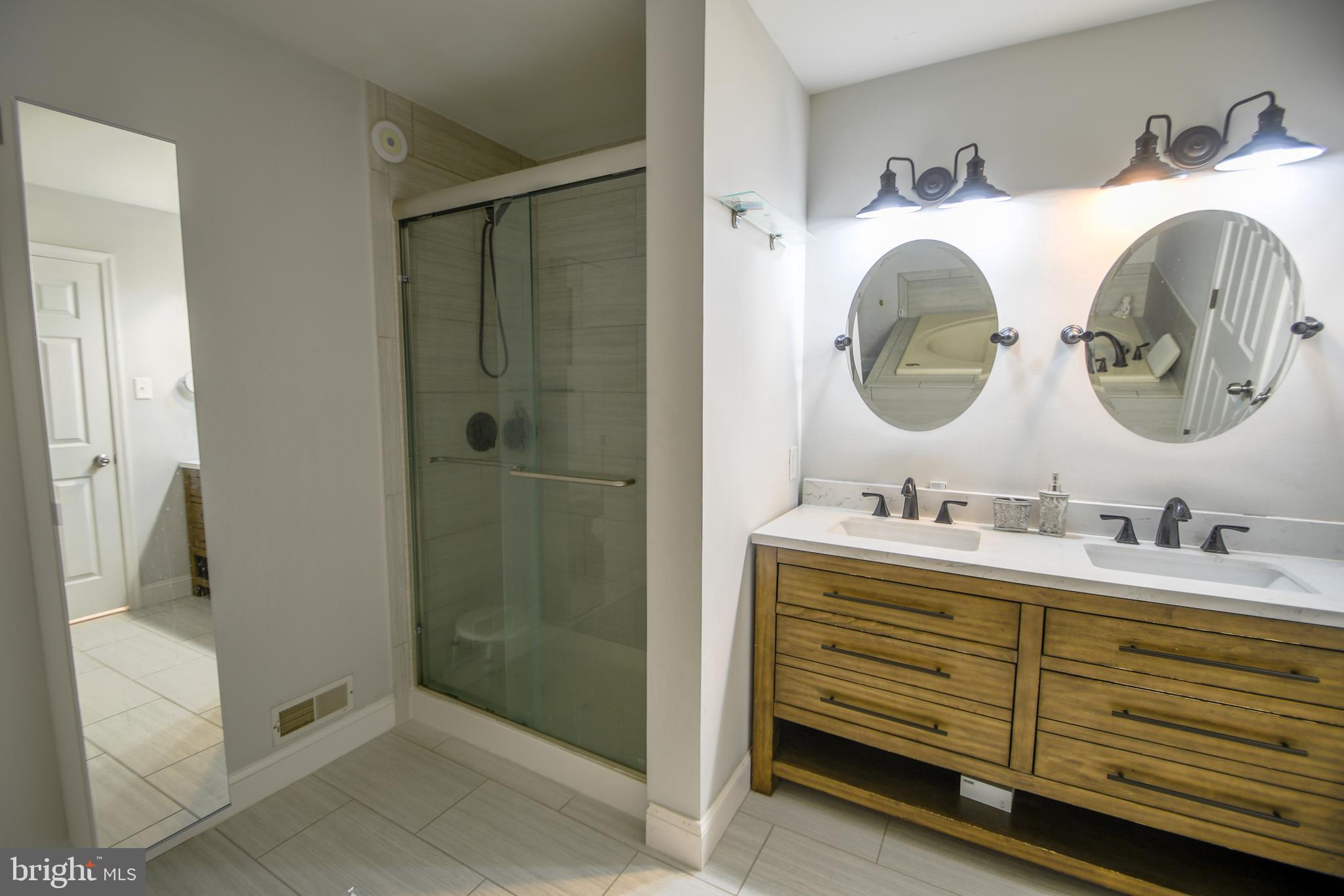 WILLISTOWN CHASE - Residential