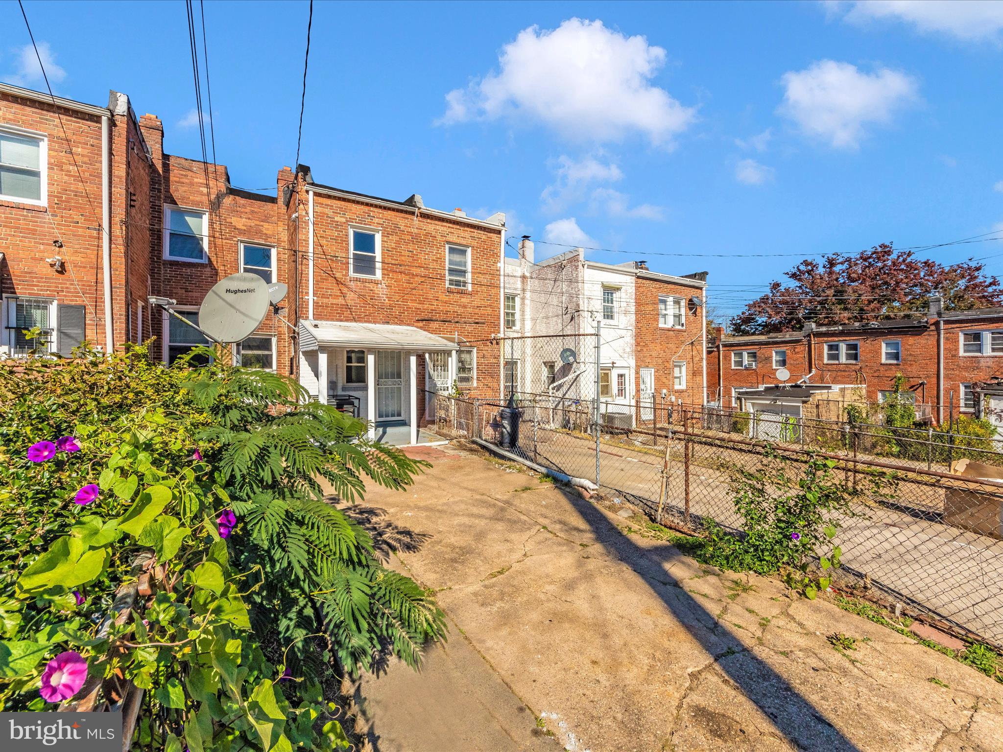 EDMONDSON VIILLAGE - Residential