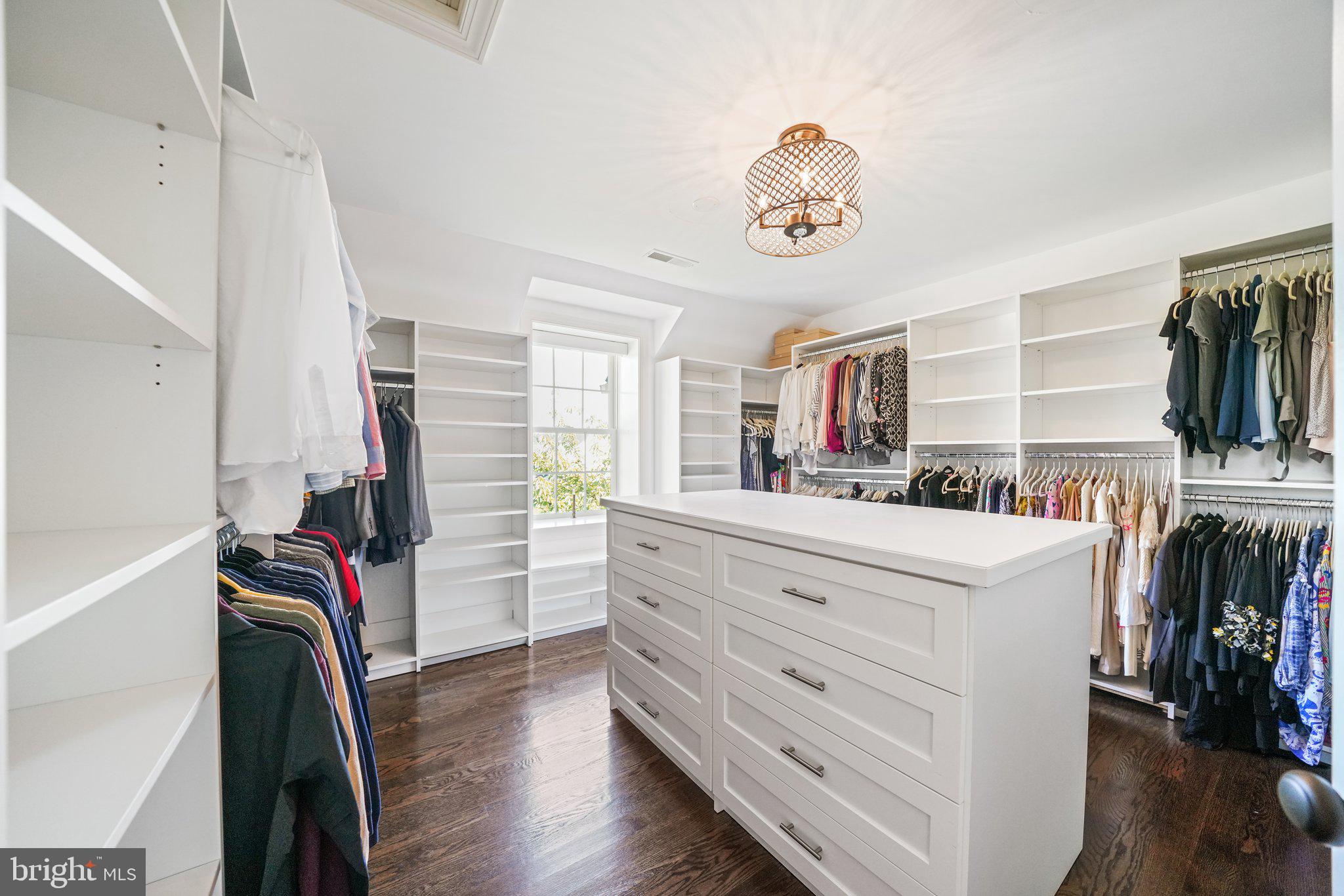 KINTERRA - Residential