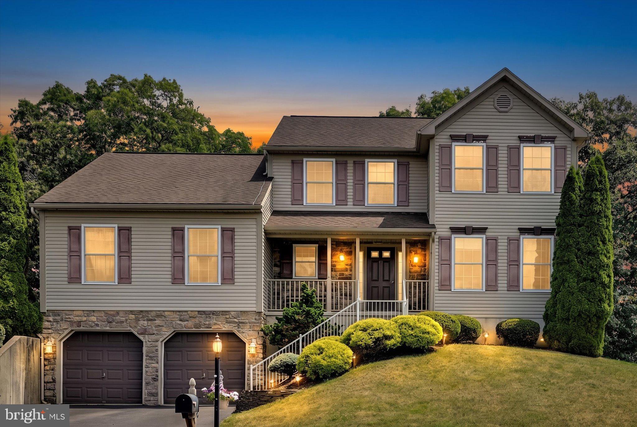 84 OAK LEDGE AVENUE