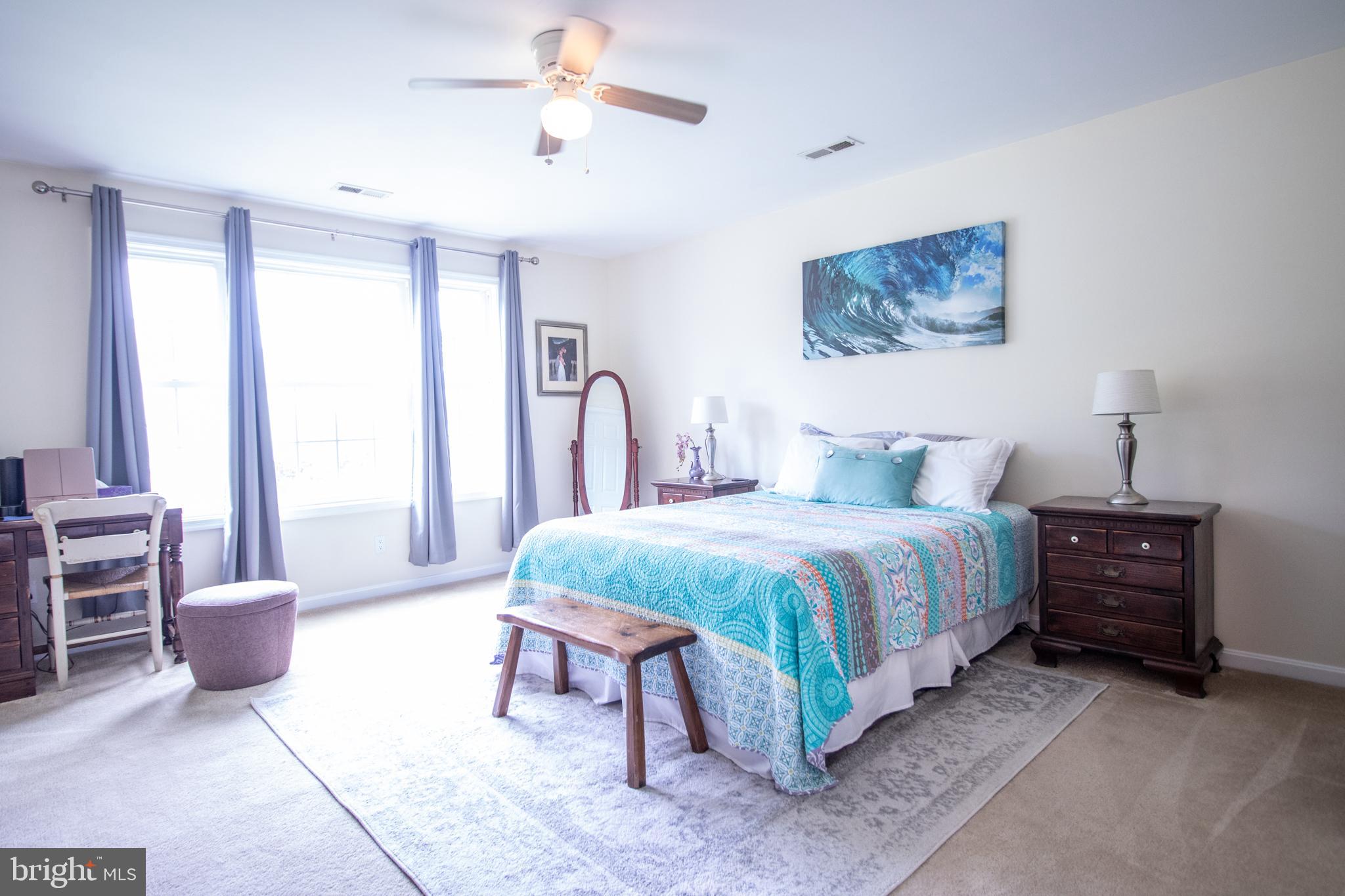 COLONIAL BEACH - Residential