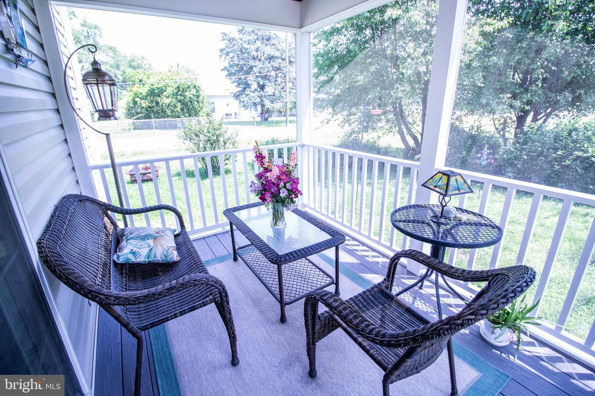 COLONIAL BEACH - Residential