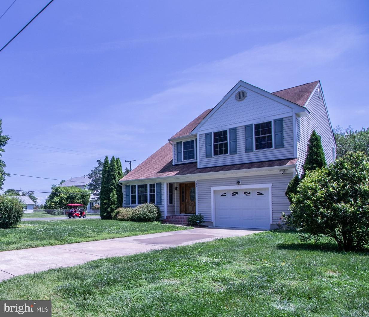 COLONIAL BEACH - Residential