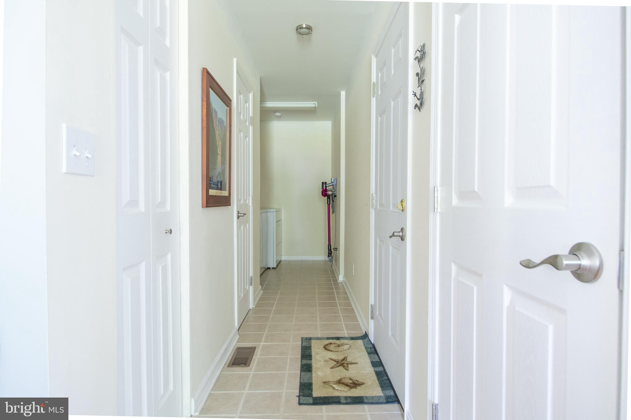 COLONIAL BEACH - Residential