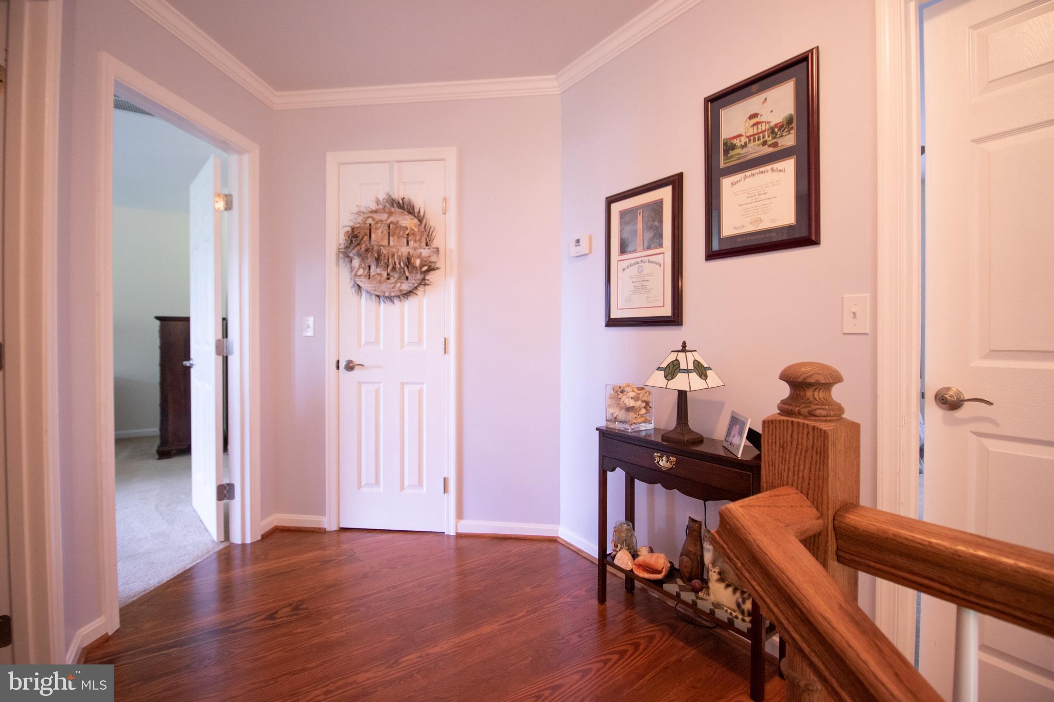 COLONIAL BEACH - Residential