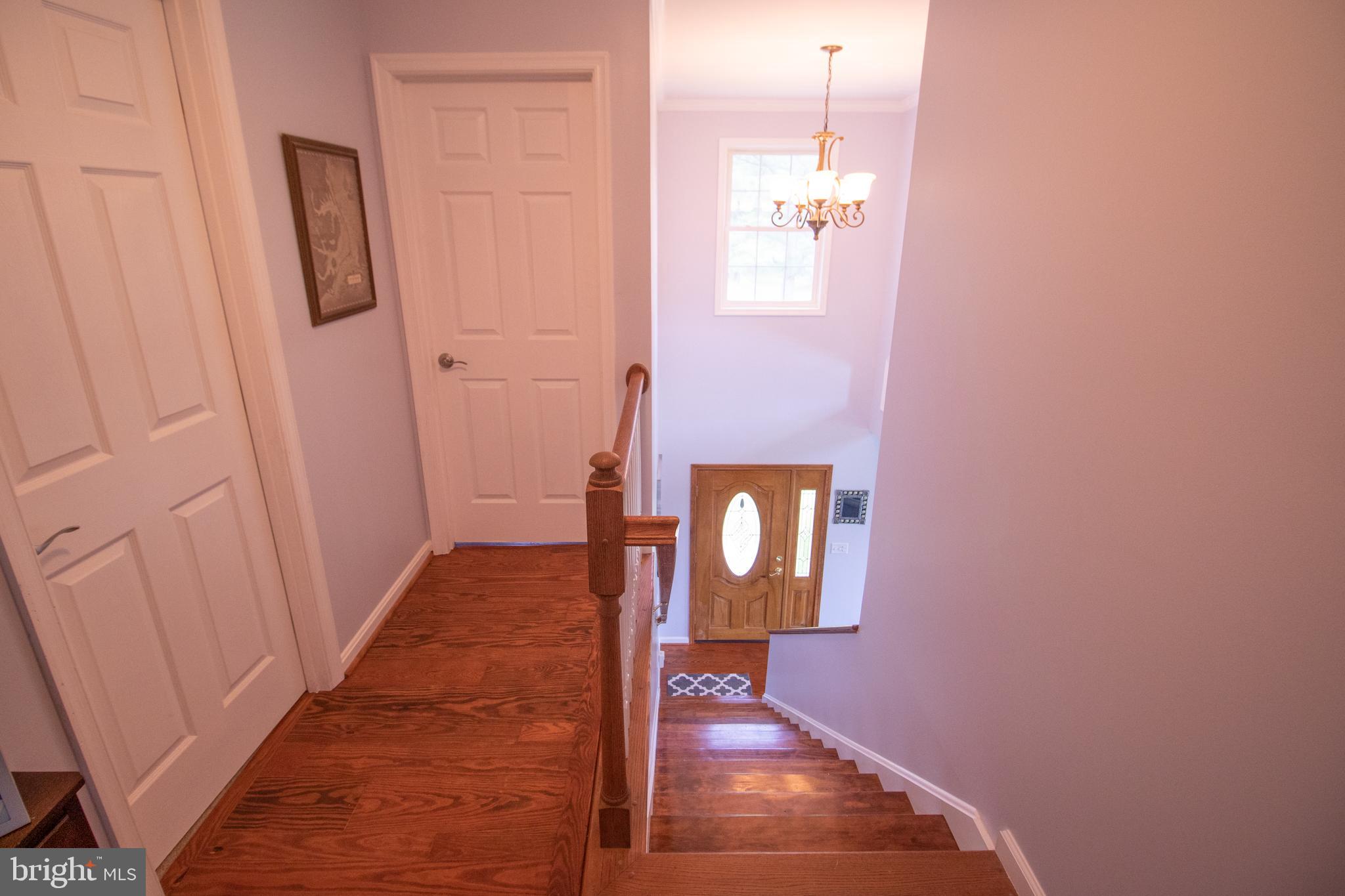 COLONIAL BEACH - Residential