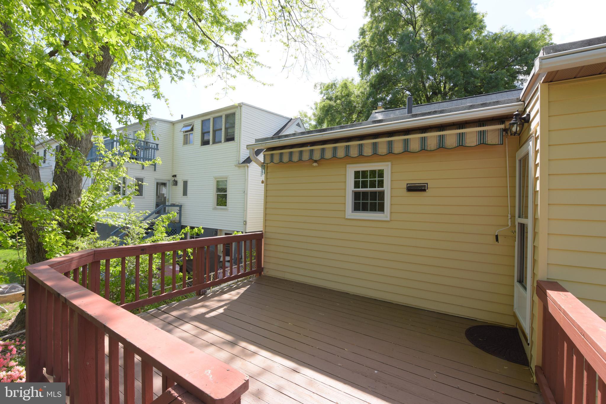 COUNTRY CLUB ESTATES - Residential