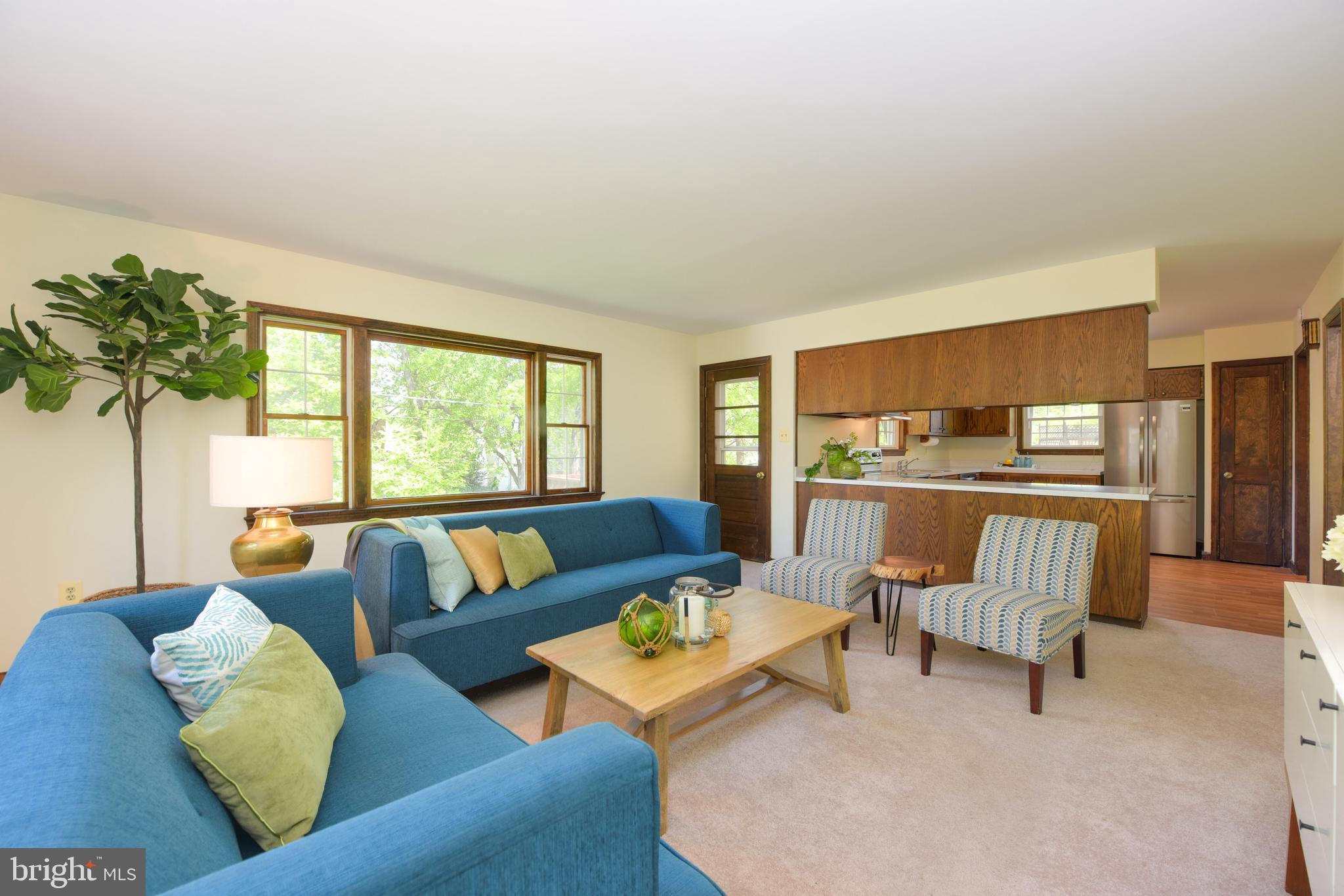 COUNTRY CLUB ESTATES - Residential