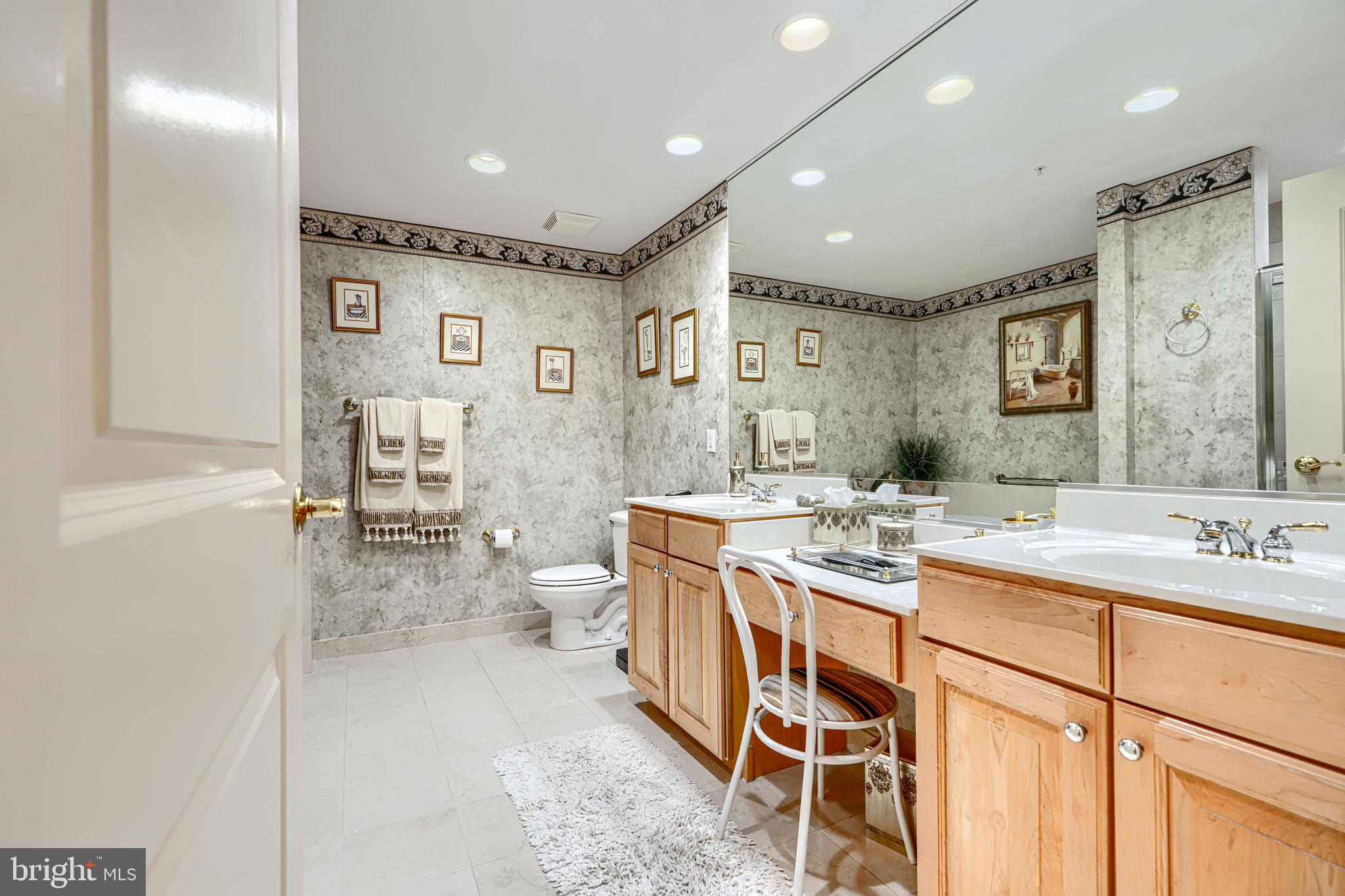 STEVENSON COMMONS - Residential