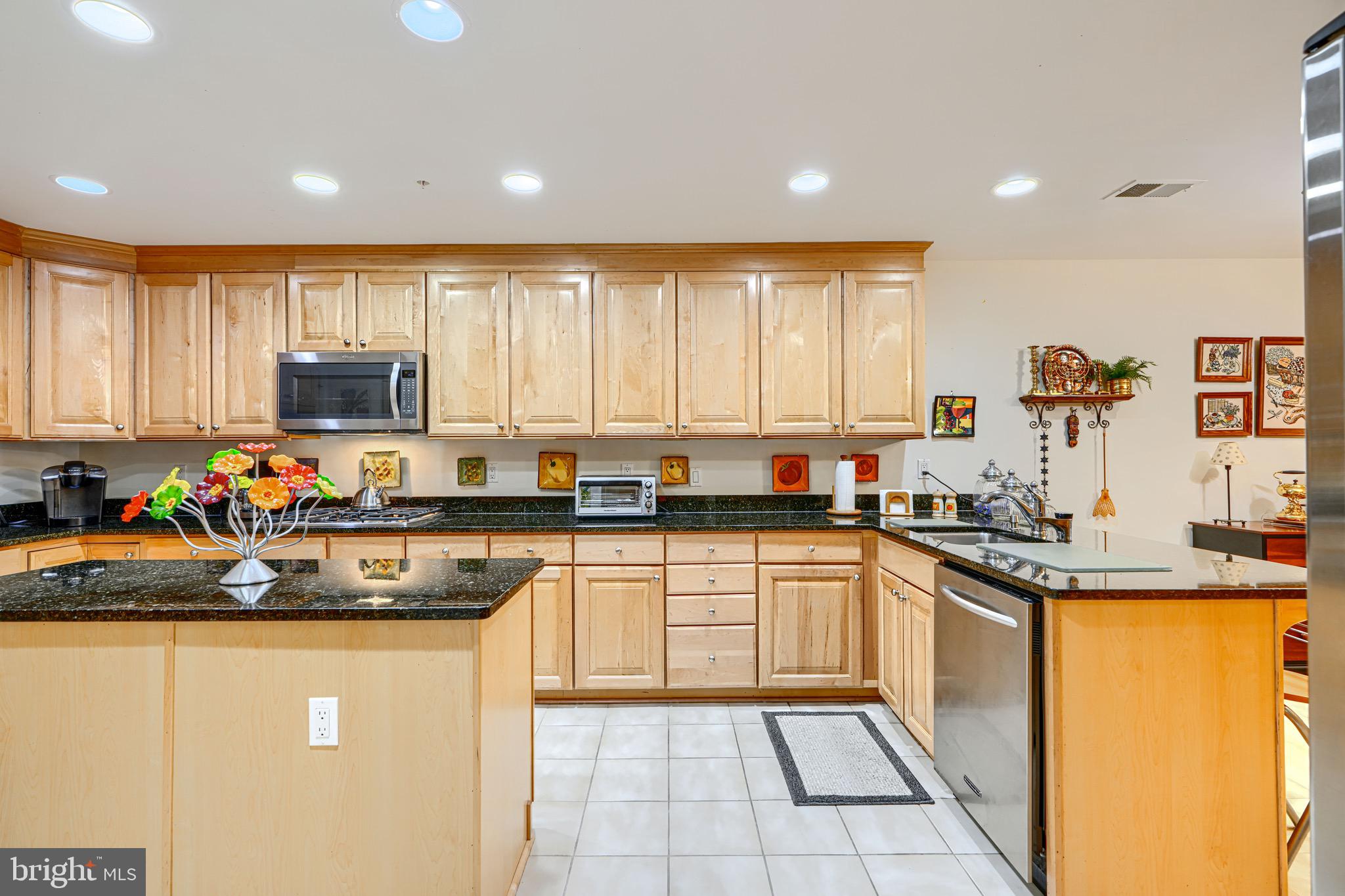 STEVENSON COMMONS - Residential