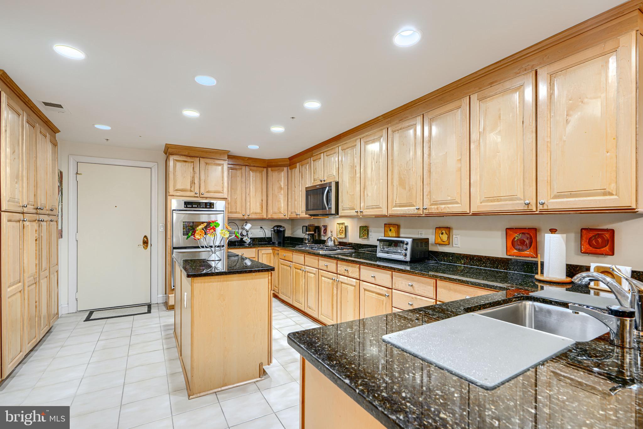 STEVENSON COMMONS - Residential