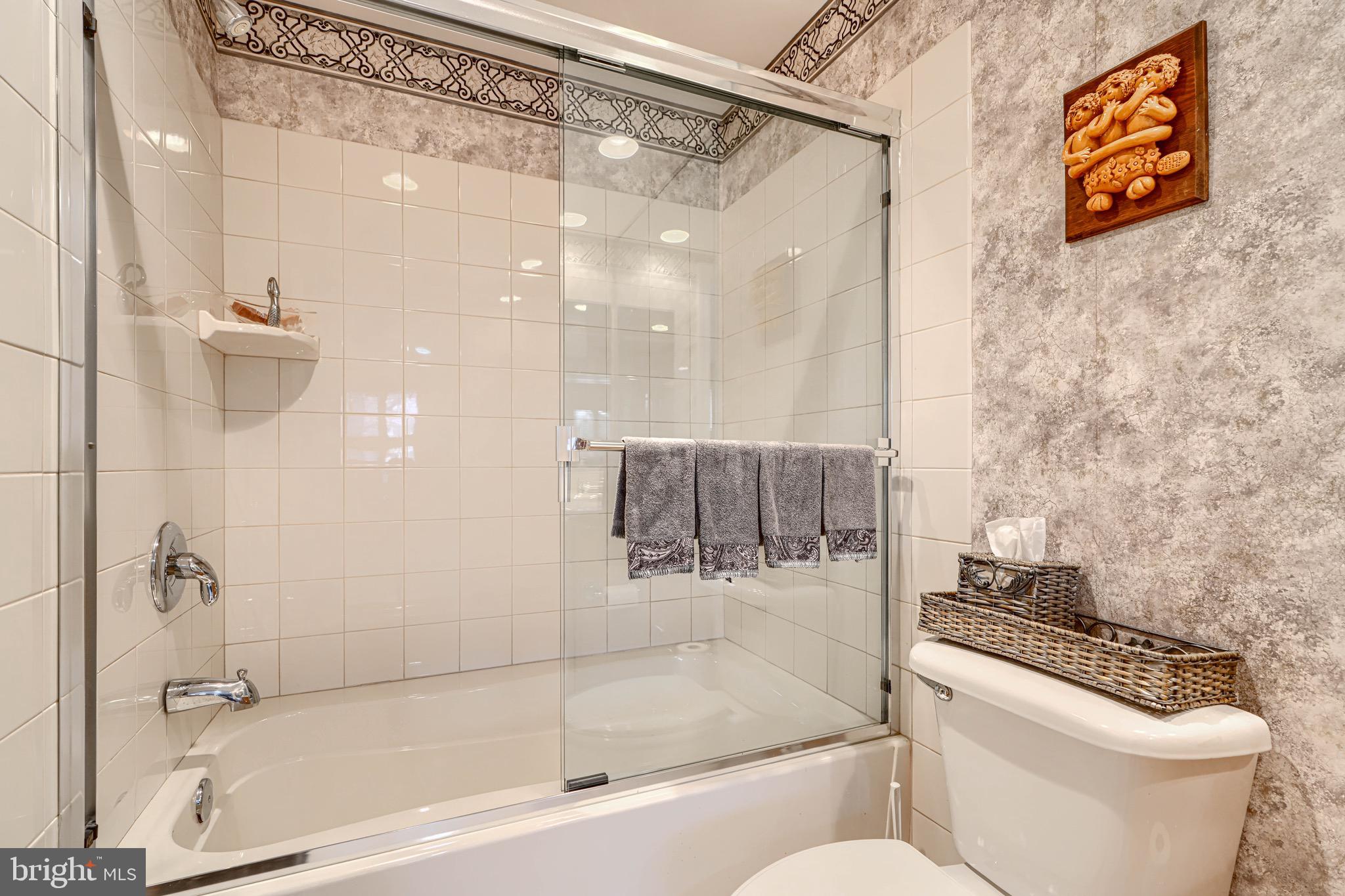 STEVENSON COMMONS - Residential