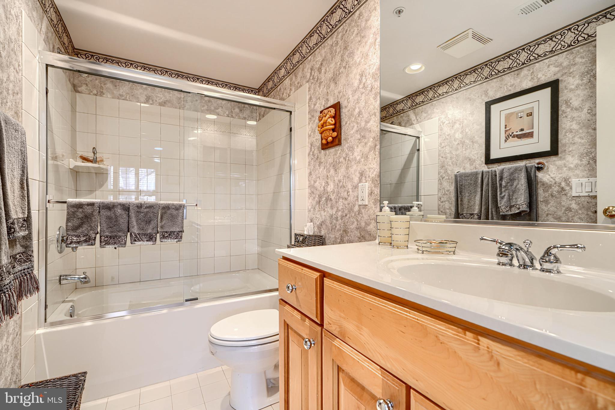 STEVENSON COMMONS - Residential