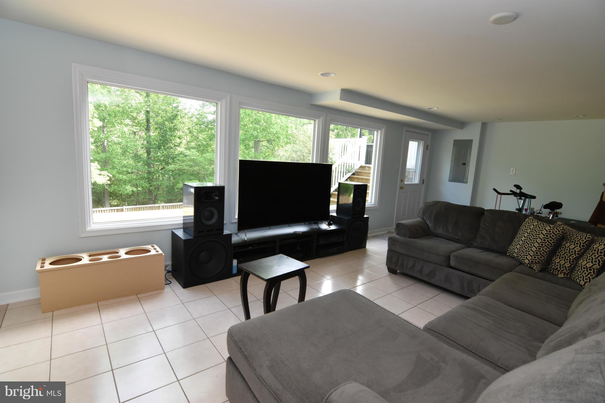 TOWN CREEK - Residential