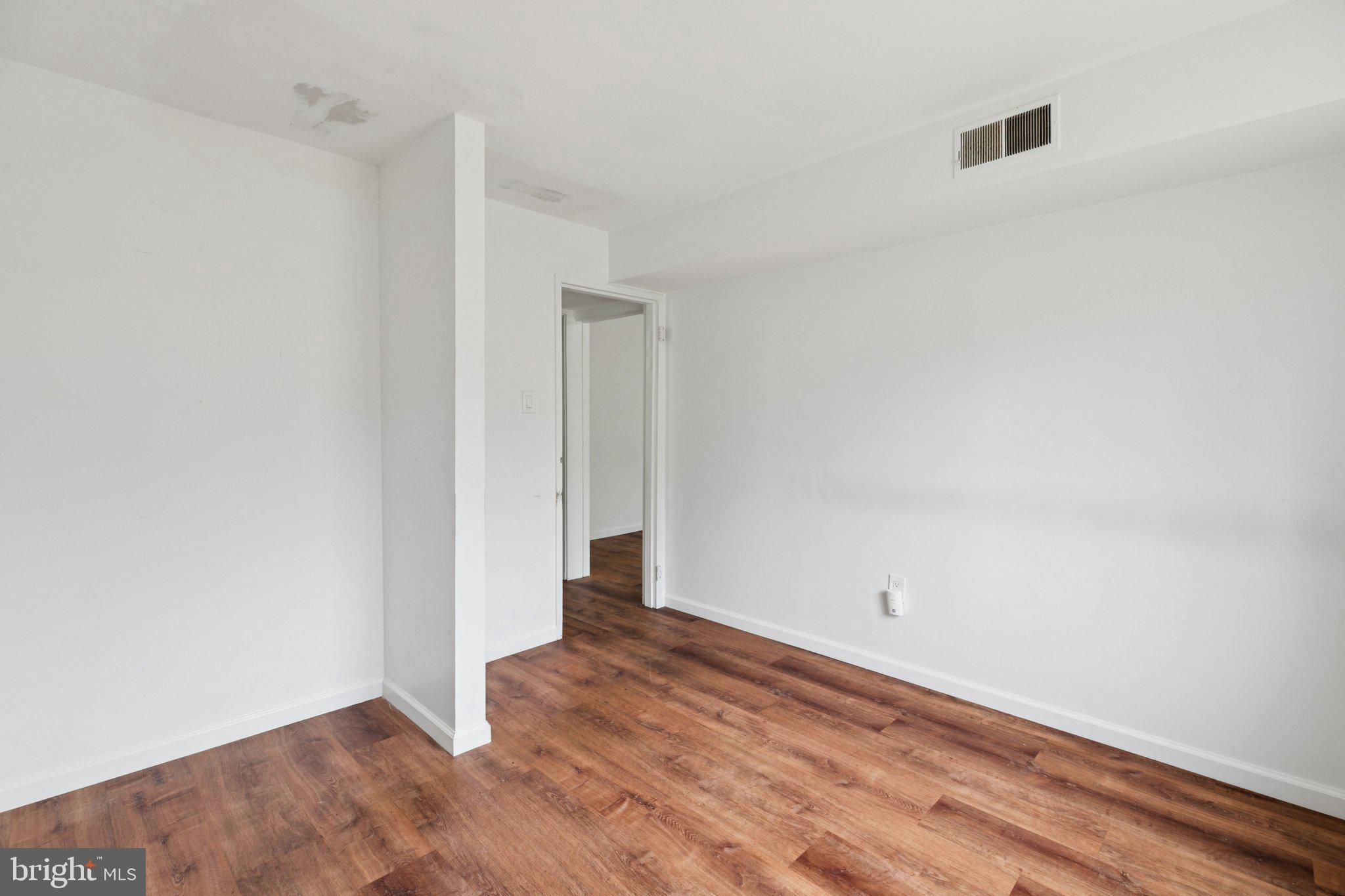 PAINTERS CROSSING - Residential