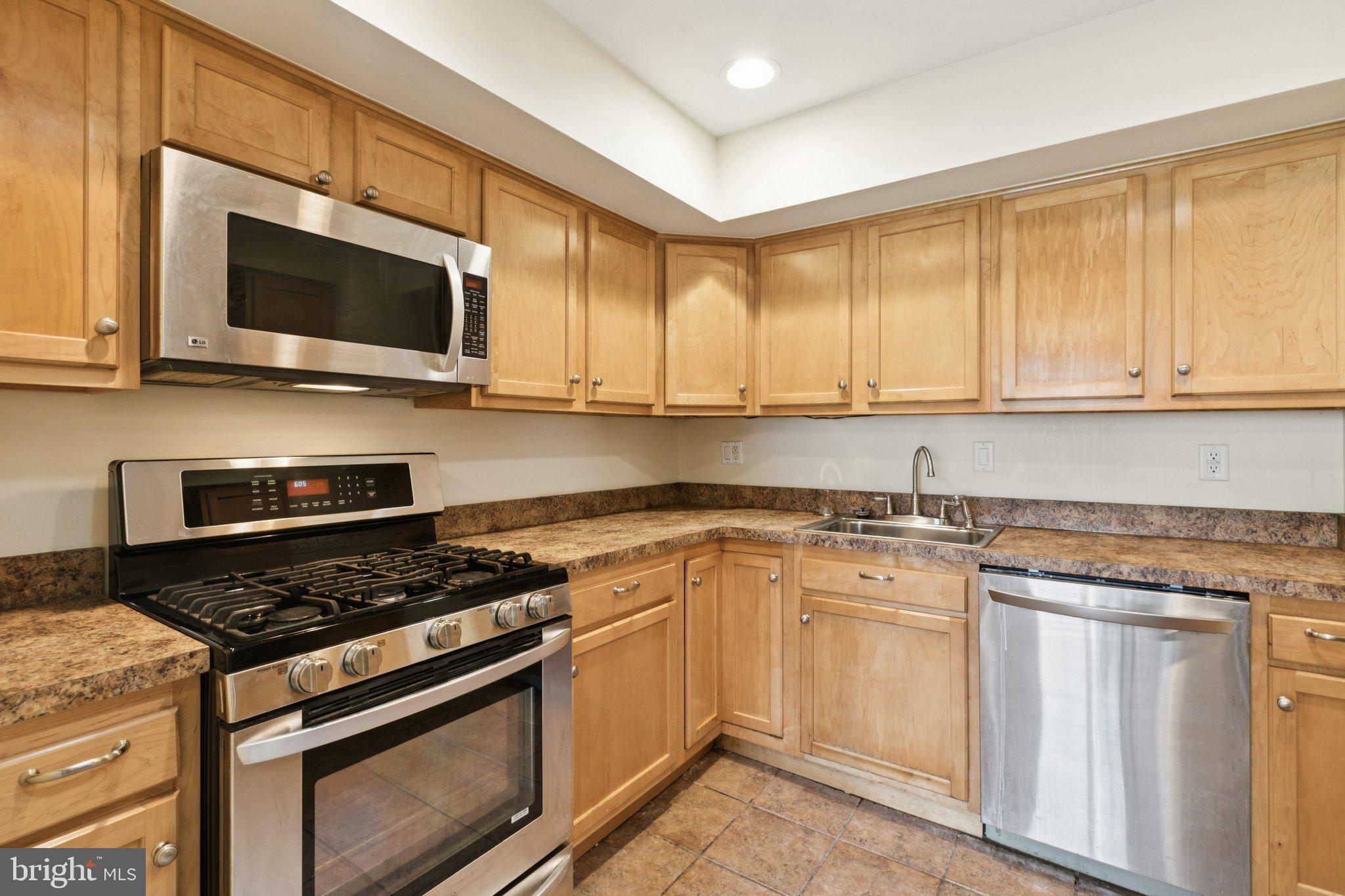 PAINTERS CROSSING - Residential