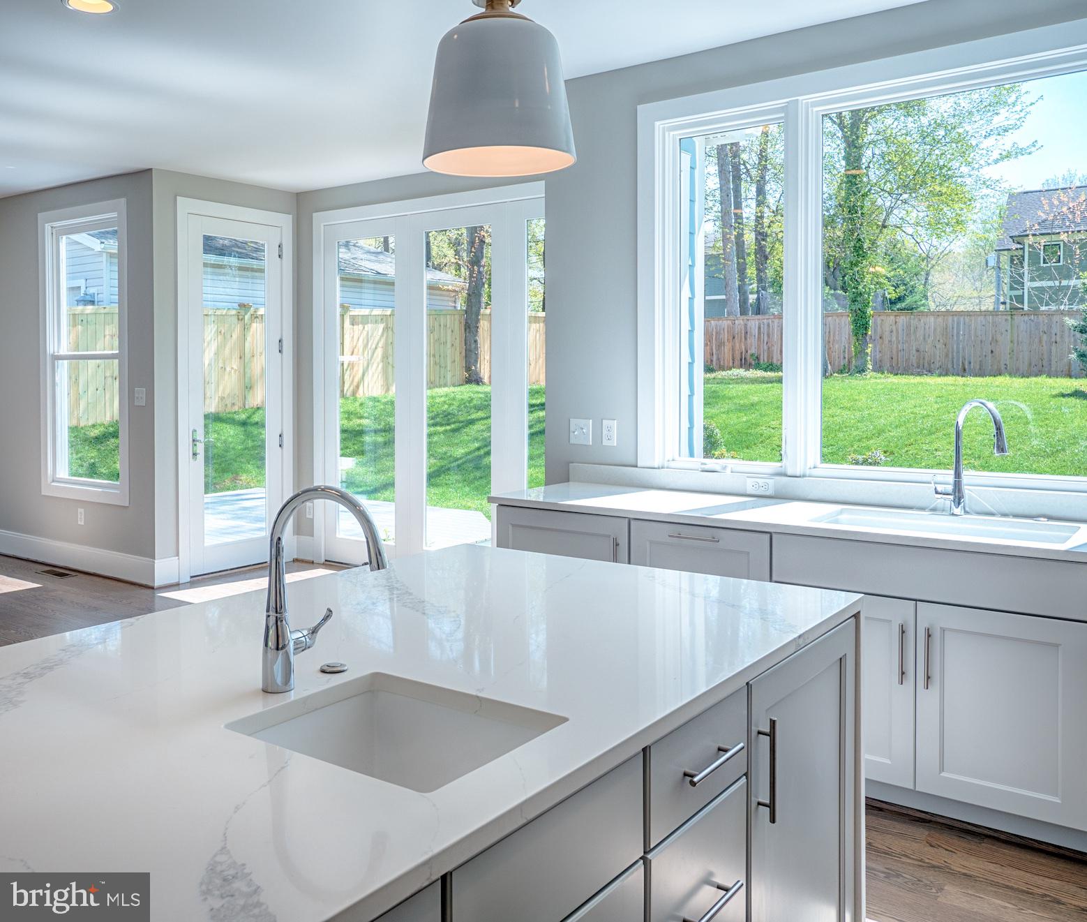 WEST VIENNA WOODS - Residential