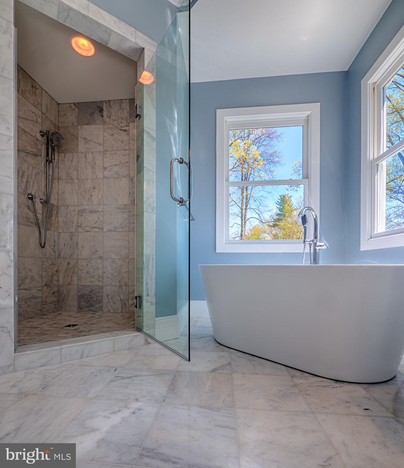 WEST VIENNA WOODS - Residential