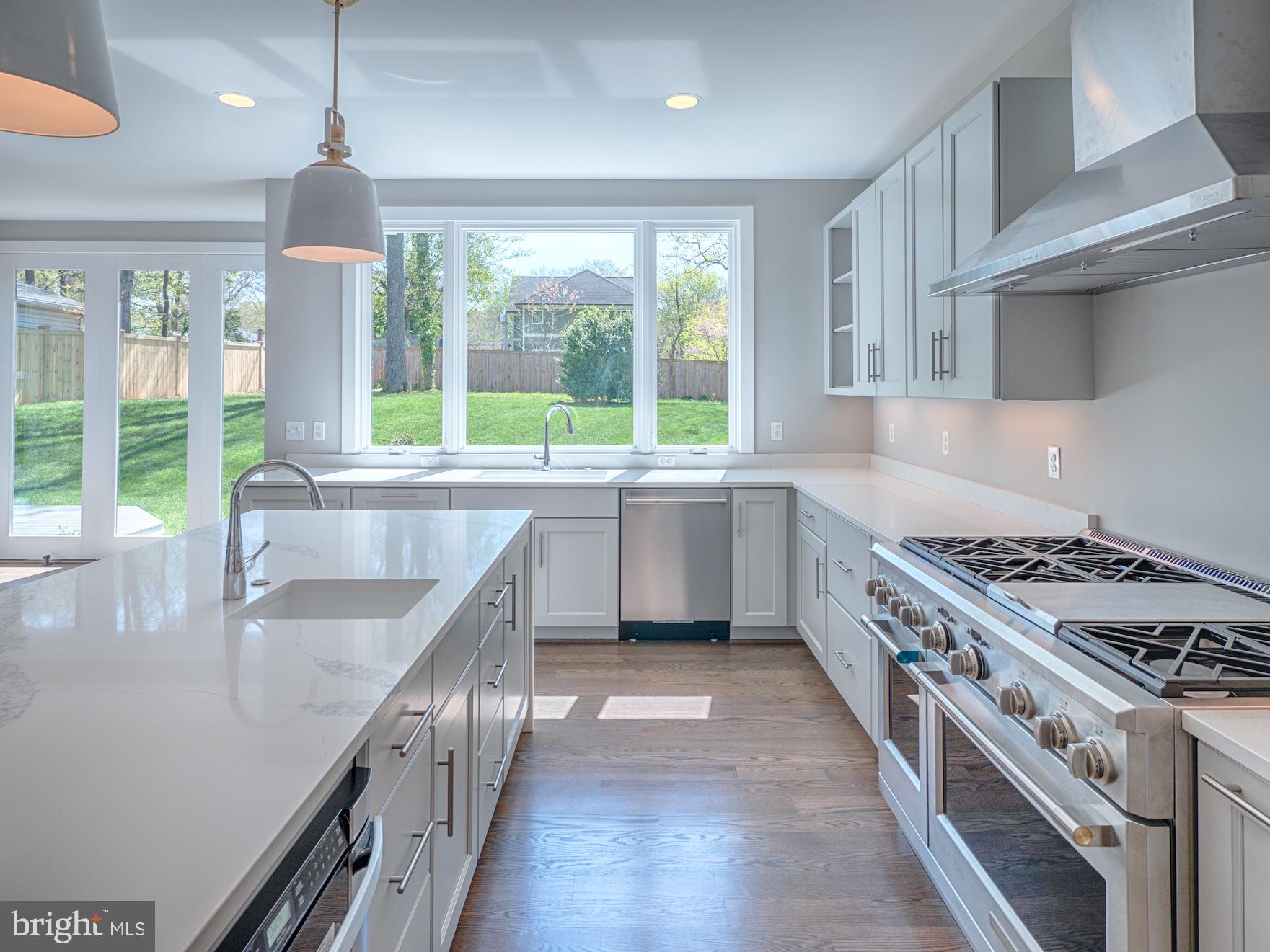 WEST VIENNA WOODS - Residential