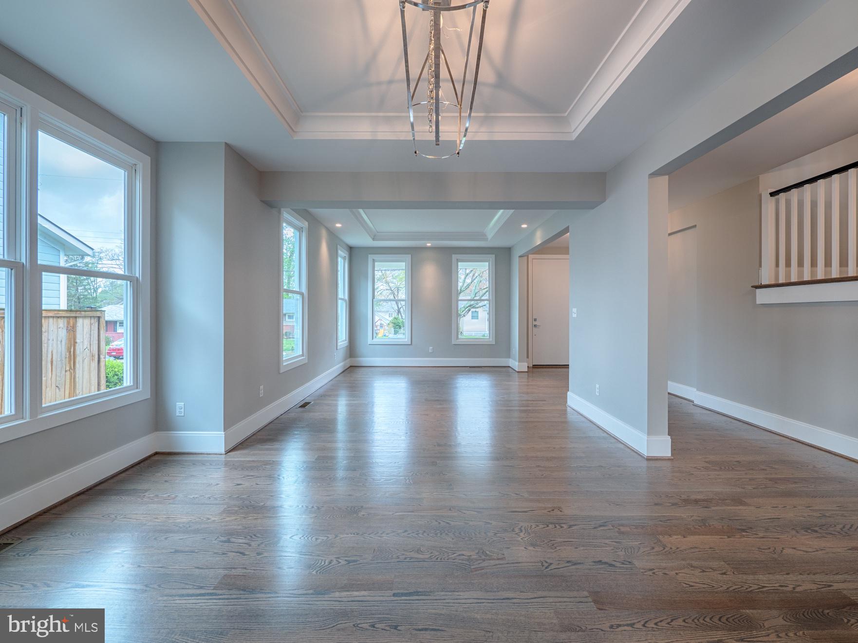 WEST VIENNA WOODS - Residential